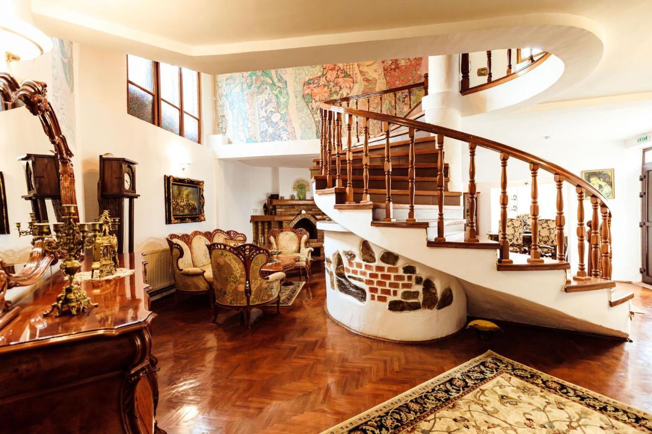 Pensiunea Iris Turcineşti Extérieur photo