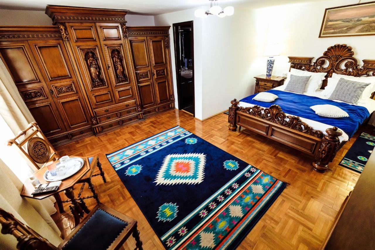 Pensiunea Iris Turcineşti Extérieur photo